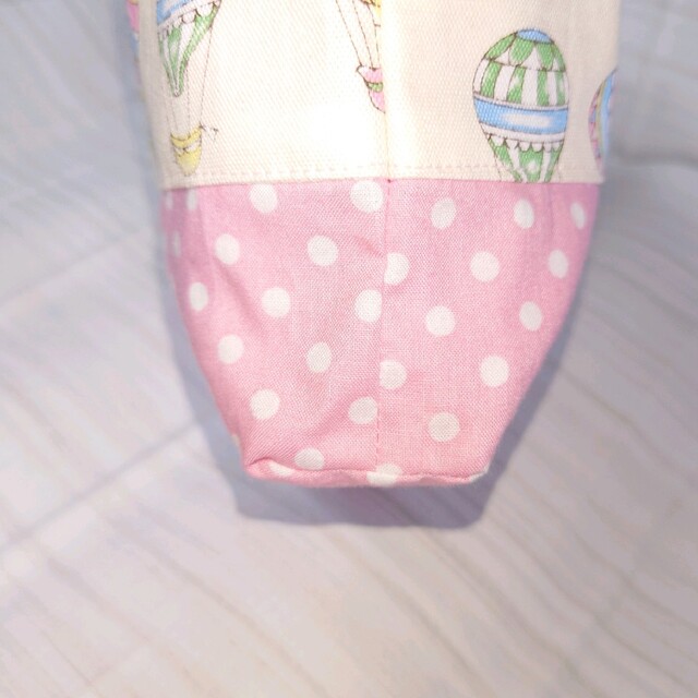 ハンドメイド 上履き入れ☆アイボリー猫×ピンクドット☆ ハンドメイドのキッズ/ベビー(外出用品)の商品写真