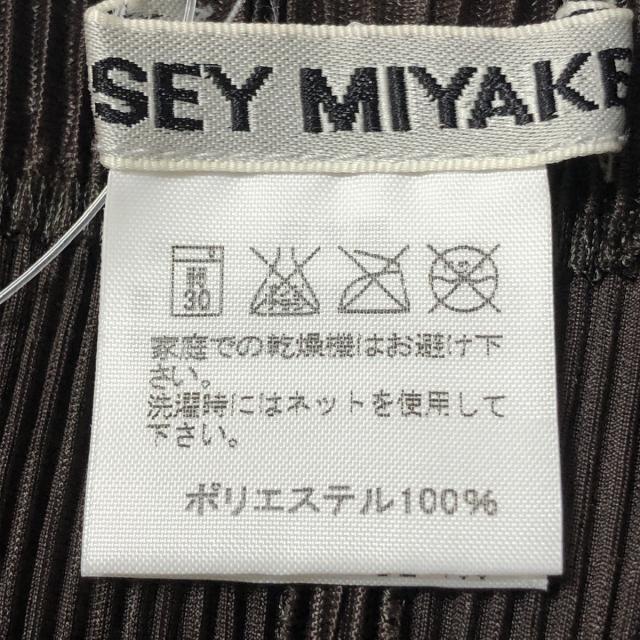 ISSEY MIYAKE(イッセイミヤケ)のイッセイミヤケ パンツ サイズ3 L美品  - レディースのパンツ(その他)の商品写真