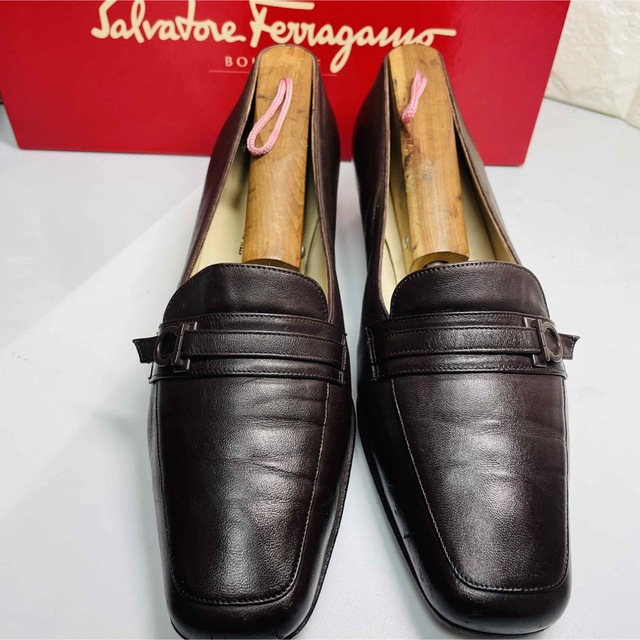 Ferragamo フェラガモ  Dブラウン　ローファーパンプス 1