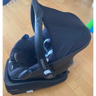 マキシコシ(Maxi-Cosi)の【お値下げご相談！】マキシコシペブル　新生児対応(自動車用チャイルドシート本体)