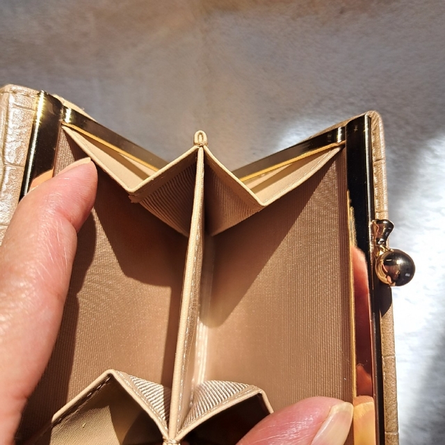 Ungrid(アングリッド)のクロコ風型押し　ガマ口ウォレット(三つ折財布) レディースのファッション小物(財布)の商品写真