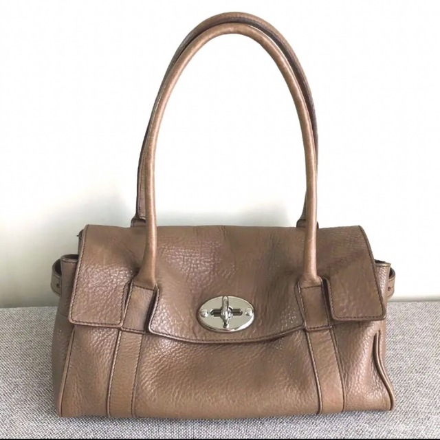 Mulberry(マルベリー)のmulberry マルベリー  ボックス型 ミニベイズウォーター モカ レディースのバッグ(ショルダーバッグ)の商品写真