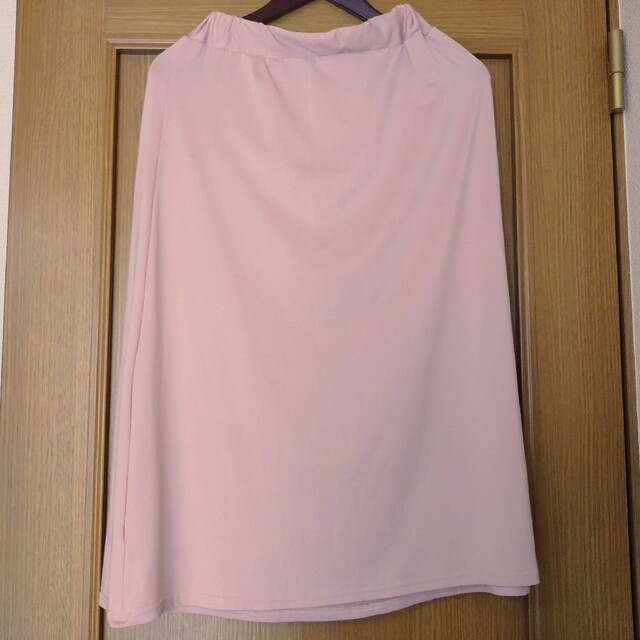 ピンク　ロングスカート　春夏　テロテロ　薄ピンク　レディース レディースのスカート(ロングスカート)の商品写真