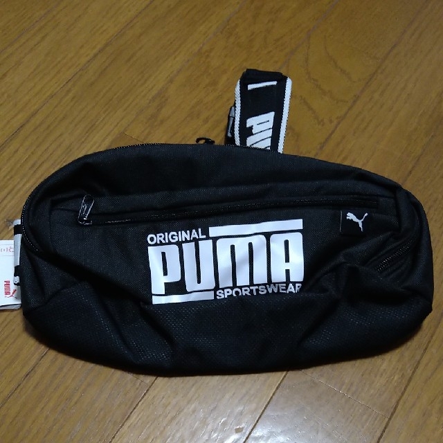 PUMA(プーマ)のプーマ ポシェット ボディバッグ PUMA 新品 メンズのバッグ(ショルダーバッグ)の商品写真