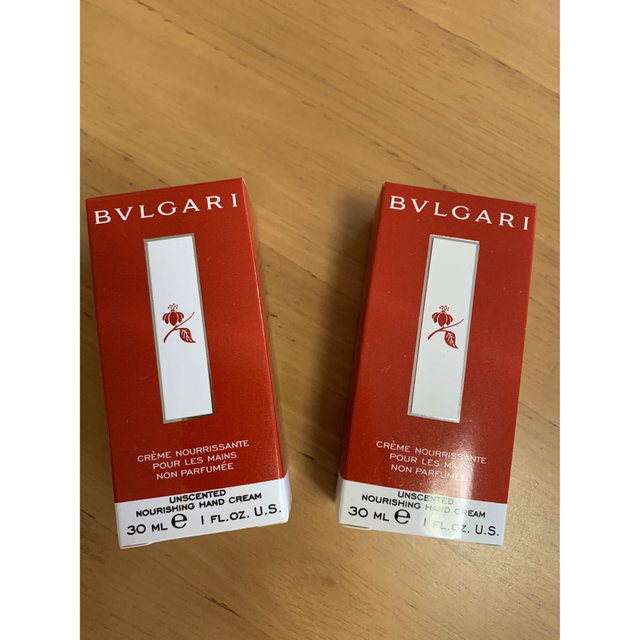 BVLGARI(ブルガリ)のエミレーツ航空　BVLGARIブルガリ　ハンドクリーム コスメ/美容のコスメ/美容 その他(その他)の商品写真