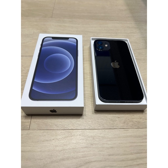 iPhone - 【新品・未使用】iPhone12 64GB Black 黒　docomo ドコモ