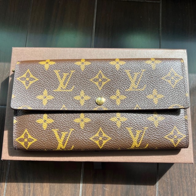 LOUIS VUITTON 新品未使用