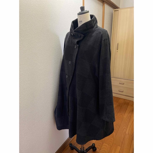 Sensounico(センソユニコ)の慈雨　ロングコート　センソユニコ  レディースのジャケット/アウター(ロングコート)の商品写真