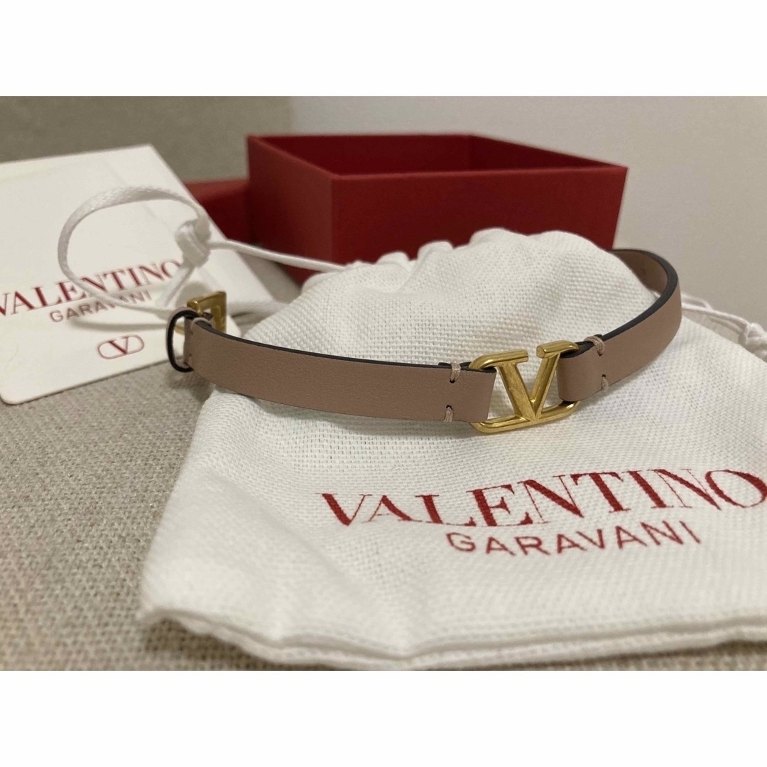 VALENTINO(ヴァレンティノ)のヴァレンティノ　ブレスレット レディースのアクセサリー(ブレスレット/バングル)の商品写真