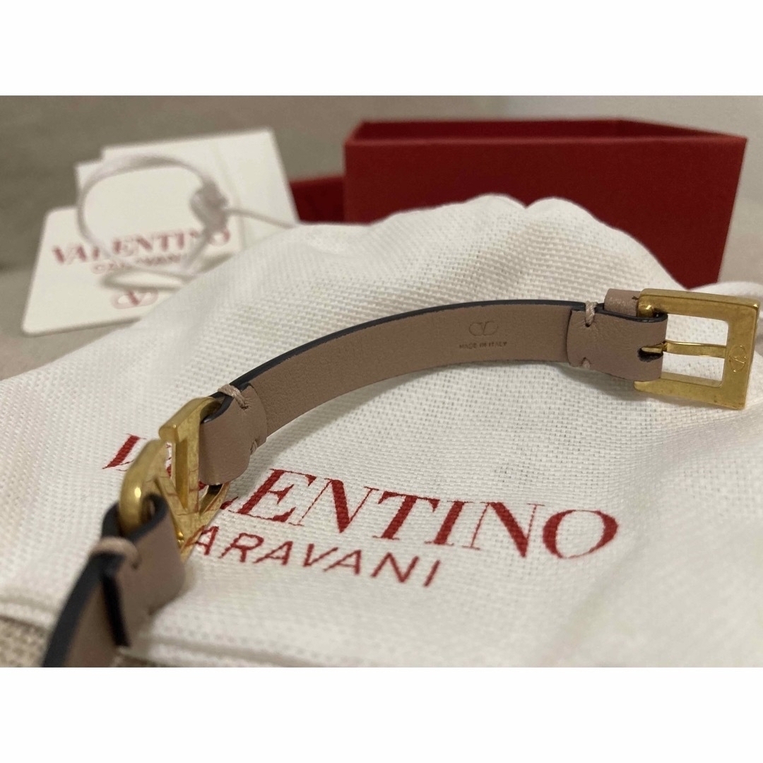 VALENTINO(ヴァレンティノ)のヴァレンティノ　ブレスレット レディースのアクセサリー(ブレスレット/バングル)の商品写真