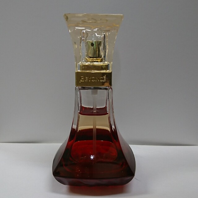 ビヨンセ　ヒートオーデパルファム30ml コスメ/美容の香水(香水(女性用))の商品写真