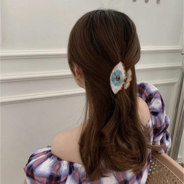 EDIT.FOR LULU(エディットフォールル)のヘアクリップ　エビルアイ レディースのヘアアクセサリー(バレッタ/ヘアクリップ)の商品写真