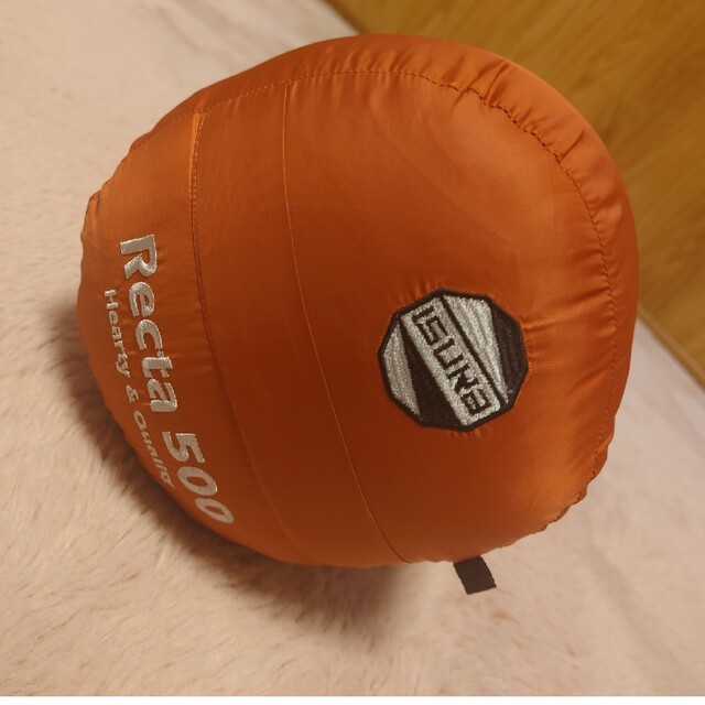 極美品 イスカ 寝袋 シュラフ レクタ500 2/21まで 極美品 イスカ 寝袋 シュラフ レクタ500 2/21まで