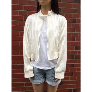 ラルフローレン(Ralph Lauren)のRalphLauren SATIN JACKET MADE IN U.S.A/ラルフローレン　サテンジャケット オフホワイト 【サイズ：M】【レディース】【中古】(その他)