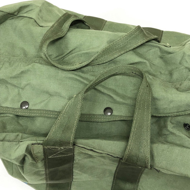 【中古】00's U.S.A.F. FLYERS KIT BAG アメリカ空軍 フライヤーズ キットバッグ オリーブグリーン USED 古着  中古 古着楽天市場店 メンズのバッグ(ボストンバッグ)の商品写真