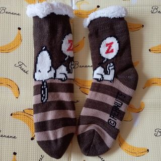 スヌーピー(SNOOPY)の☃❄SNOOPY内ボアソックス。ブラウン。【新品】(ソックス)