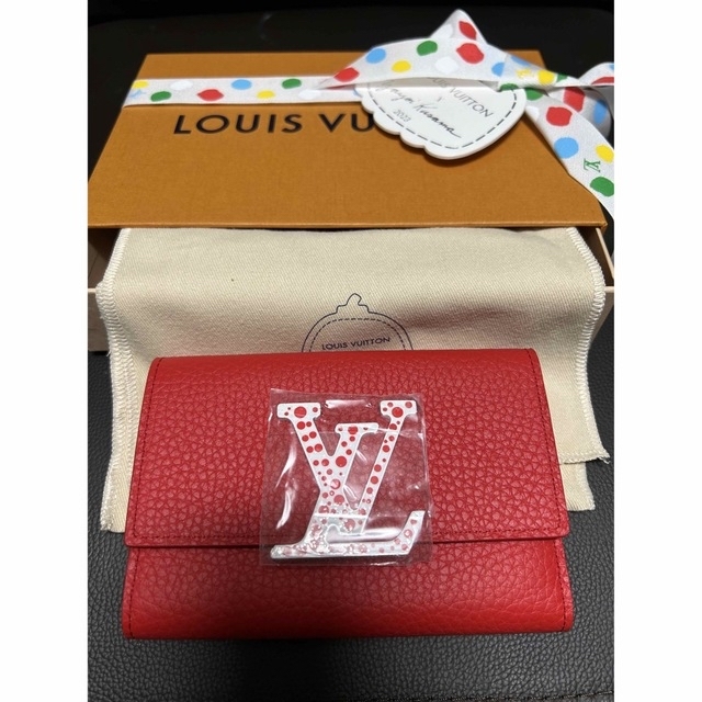 LOUIS VUITTON(ルイヴィトン)のルイヴィトン ポルトフォイユ・カプシーヌ コンパクトマキシ コラボ 日本限定 レディースのファッション小物(財布)の商品写真