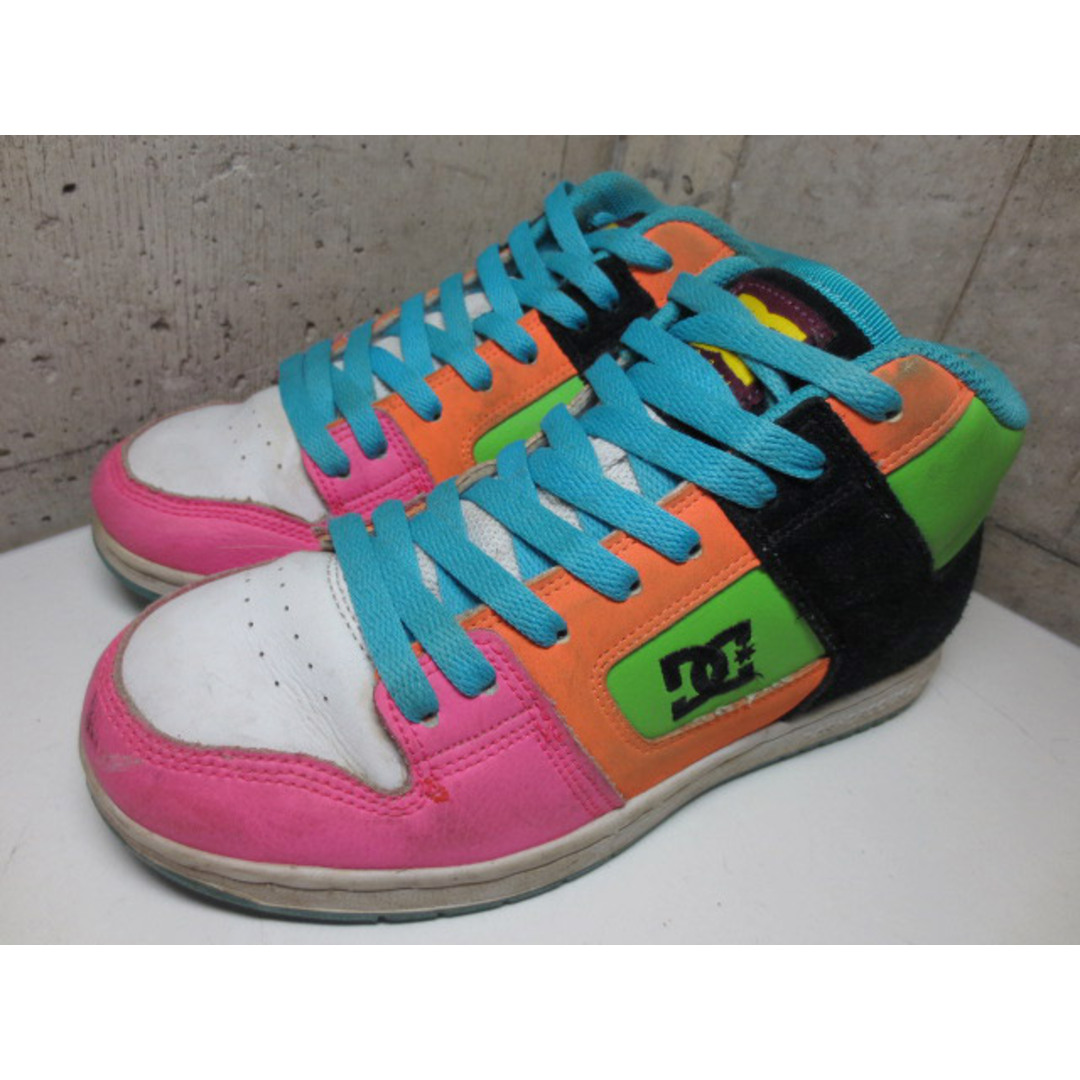 【中古】DC SHOE/DCシューズ ミッドカットスニーカー 白×黒×ピンク×オレンジ×緑×水色 クレイジーパターン【Women's US 6.5W】【スケートシューズ】 レディースの靴/シューズ(スニーカー)の商品写真