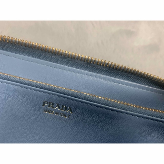 PRADA(プラダ)のPRADA プラダ　長財布 レディースのファッション小物(財布)の商品写真