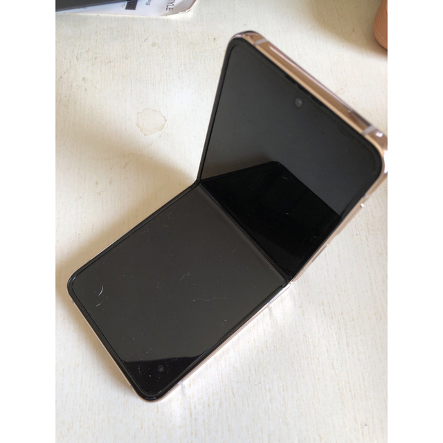 Samsung Galaxy Z Flip 4 128GB ピンクゴールド - 4