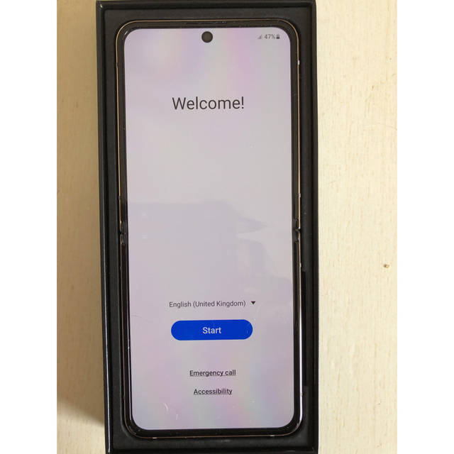 Samsung Galaxy Z Flip 4 128GB ピンクゴールド - 3