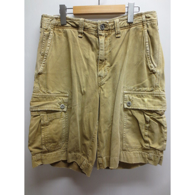 American Eagle(アメリカンイーグル)の【中古】AMERICAN EAGLE/アメリカンイーグル ダメージ加工 カーゴ ショートパンツ ベージュ 【サイズ：W33】【ショーツ】【膝丈】【アウトドアスタイル/OUTDOOR】【野外フェス】 メンズのスーツ(スラックス/スーツパンツ)の商品写真