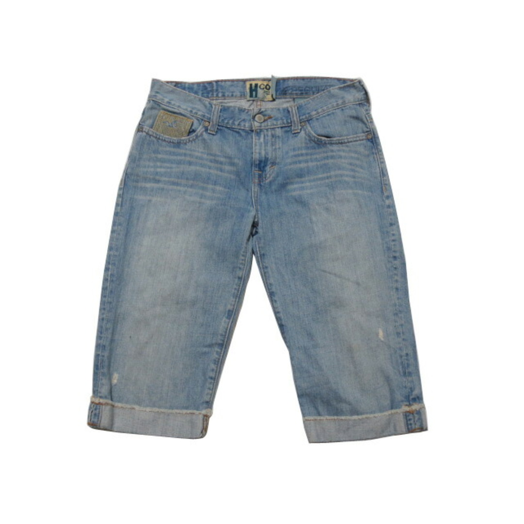 Hollister(ホリスター)の【中古】HOLLISTER/ホリスター USED加工 デニム ショートパンツ【W30.5】【ショーツ】【アウトドアスタイル/OUTDOOR】【野外フェス】 レディースのパンツ(その他)の商品写真