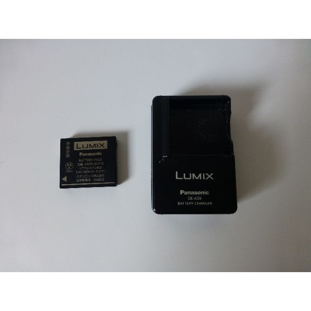 Panasonic(パナソニック)のパナソニック　デジカメ　バッテリーチャージャー　DE-A59　バッテリー　セット スマホ/家電/カメラのスマートフォン/携帯電話(バッテリー/充電器)の商品写真