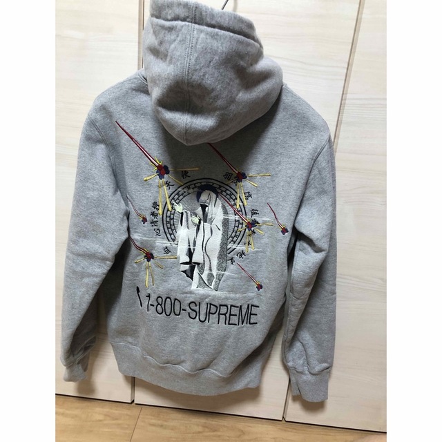 美品 Supreme シュプリーム コラボ パーカー 【ご予約品】 www.toyotec.com