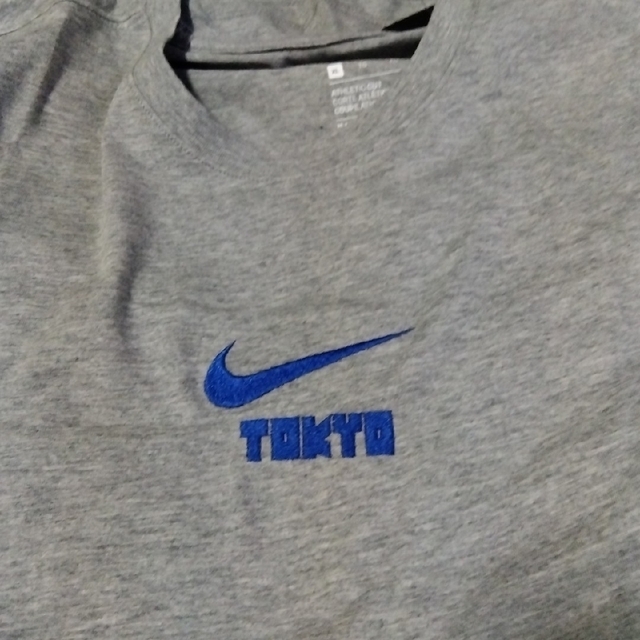 NIKE(ナイキ)の新品 未使用 ナイキ風車 ゴツナイキ Tシャツ レトロ　 NIKE メンズのトップス(Tシャツ/カットソー(半袖/袖なし))の商品写真