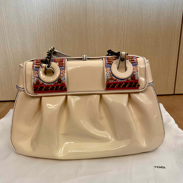 FENDI  フェンディ  ハンドバッグ 美品