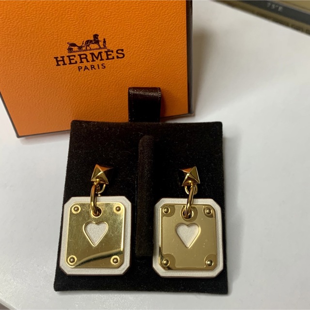 【美品】HERMES エルメス エースオブハーツ ピアス