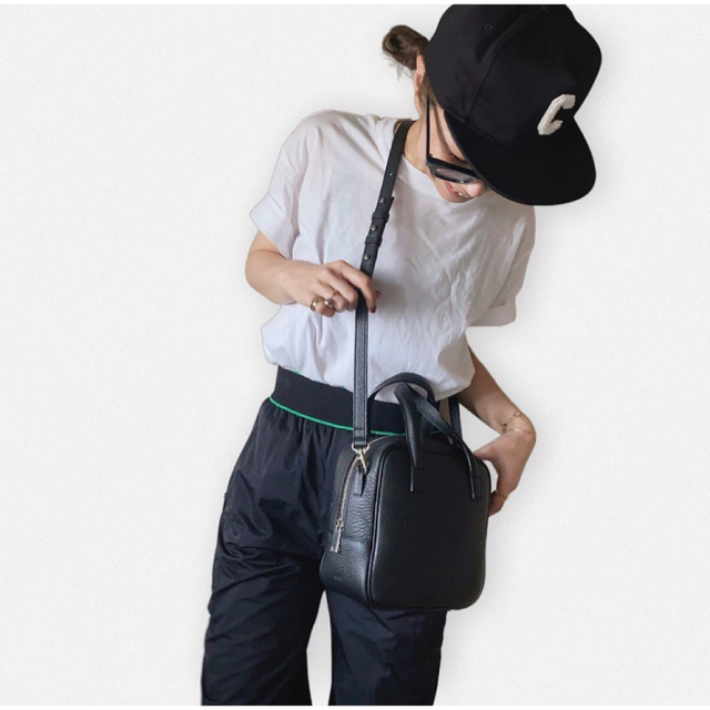 ❣️週末お値下げ❣️chiiiibag スクエアボストン ブラックシルバー
