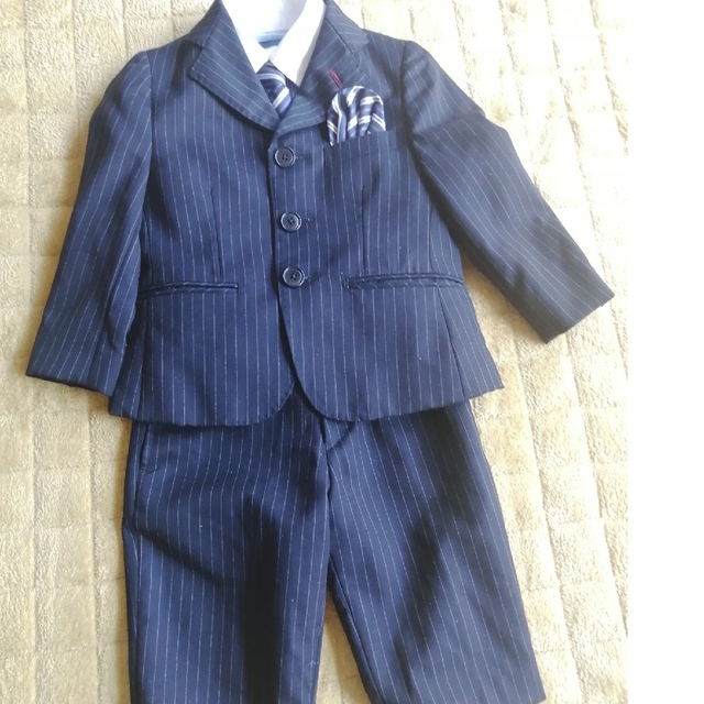 アカチャンホンポ(アカチャンホンポ)のふわり様専用 キッズ/ベビー/マタニティのキッズ服男の子用(90cm~)(ドレス/フォーマル)の商品写真