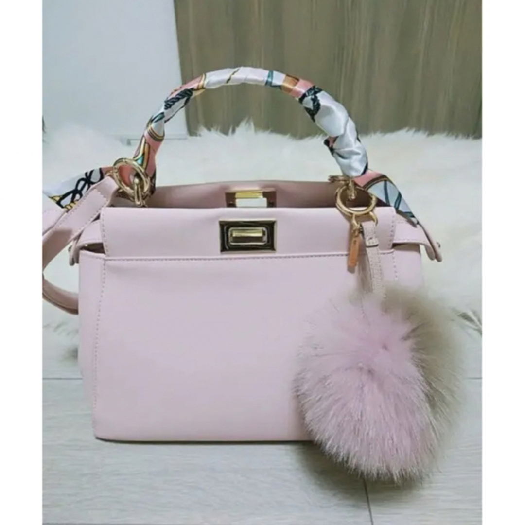 ピンク　ラムレザー革　バッグ　ショルダー付き