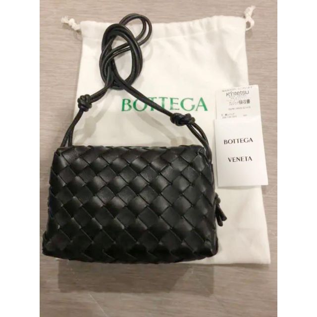 充実の品 Bottega 新品未使用ボッテガヴェネタ ミニループカメラバッグ