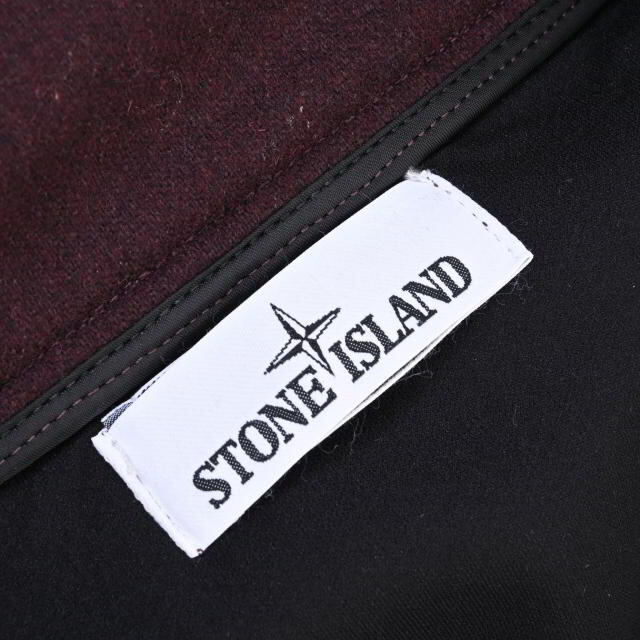 STONE ISLAND(ストーンアイランド)のSTONE ISLAND ストレッチ フード ジップアップ ブルゾン メンズのジャケット/アウター(ブルゾン)の商品写真