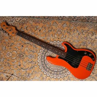 フェンダー(Fender)のfender Japan JVシリアル PB62-98 1982年 プレシジョン(エレキベース)