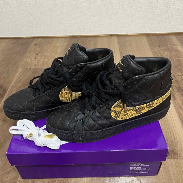 Supreme Nike SB Blazer Mid Black 28