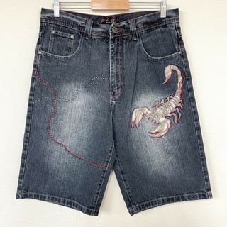 PACO JEANS デニム ショートパンツ 色落ち サソリ 刺繍 ワッペン プリント サイズ：W35 ブラック古着 【中古】(スラックス/スーツパンツ)