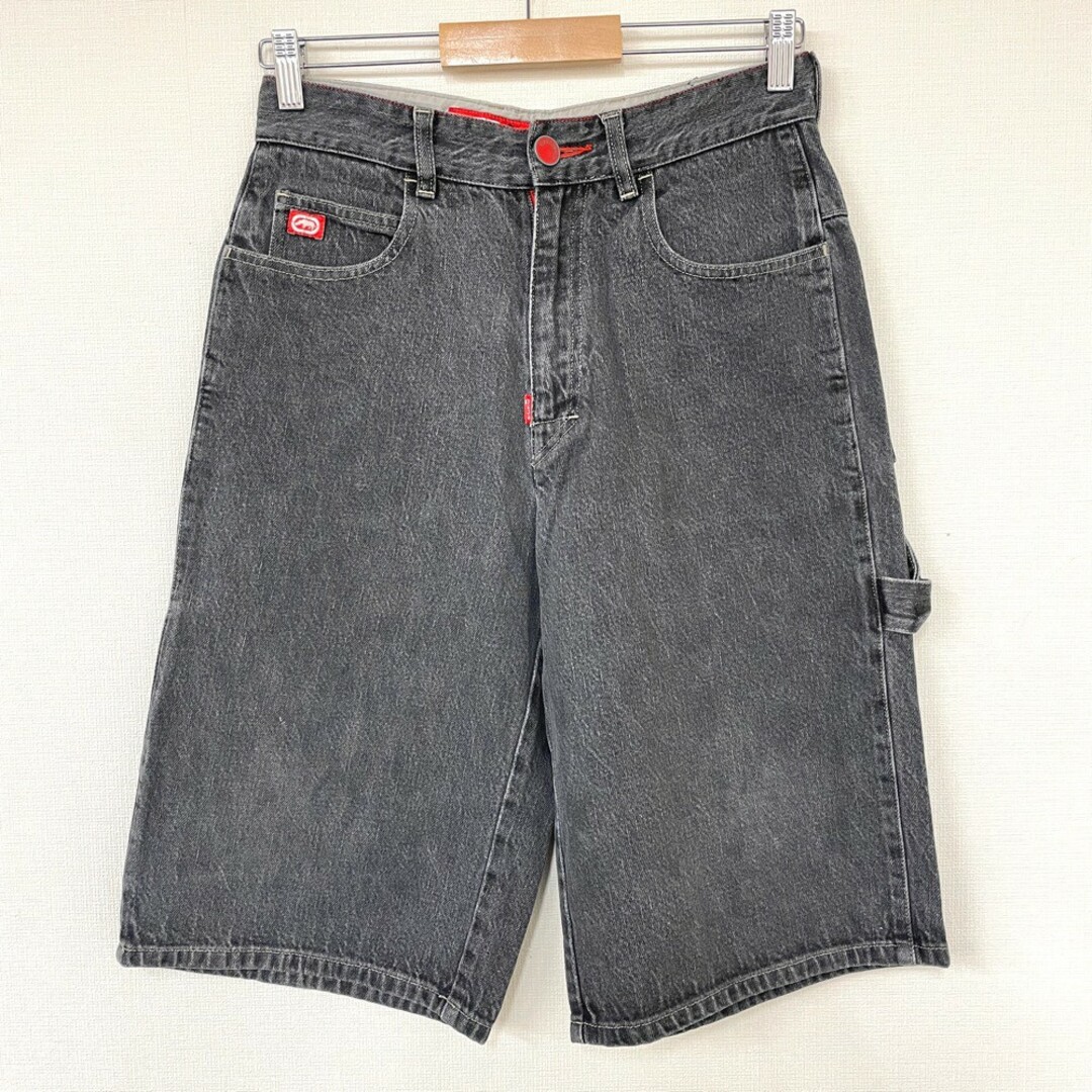 ECHO(エコー)のエコー アンリミテッド ecko unltd. DENIM FOUNDRY デニム ペインター ショートパンツ 色落ち ロゴ 刺繍 サイズ：W30 ブラック古着 【中古】 メンズのスーツ(スラックス/スーツパンツ)の商品写真