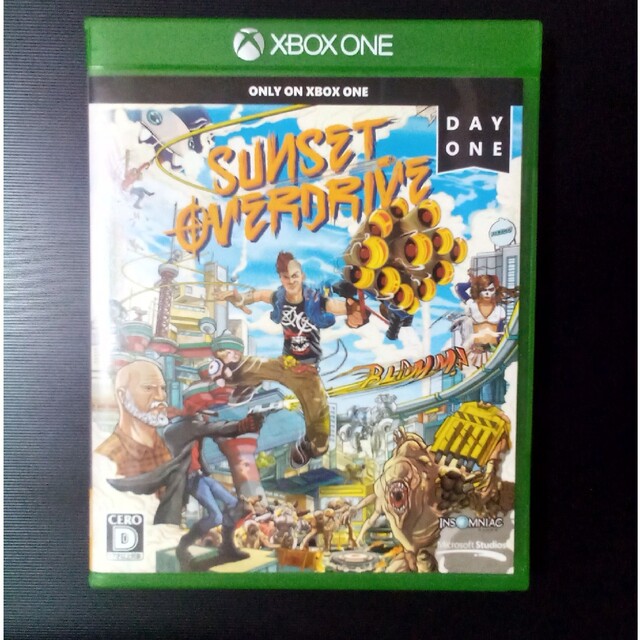 Xbox(エックスボックス)のSunset Overdrive（サンセット オーバードライブ） Day One エンタメ/ホビーのゲームソフト/ゲーム機本体(家庭用ゲームソフト)の商品写真