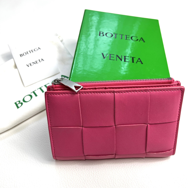 Bottega Veneta - 新品 ボッテガべネタ 二つ折りファスナーウォレット 