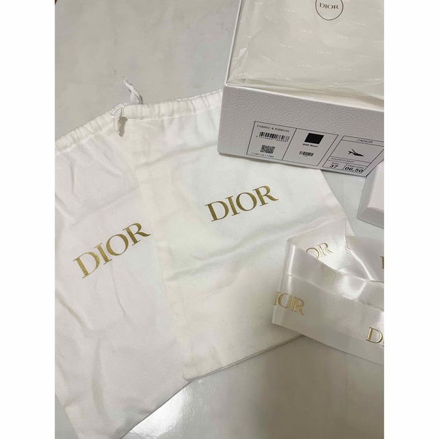 Christian Dior(クリスチャンディオール)のDior 空箱　 レディースのバッグ(ショップ袋)の商品写真