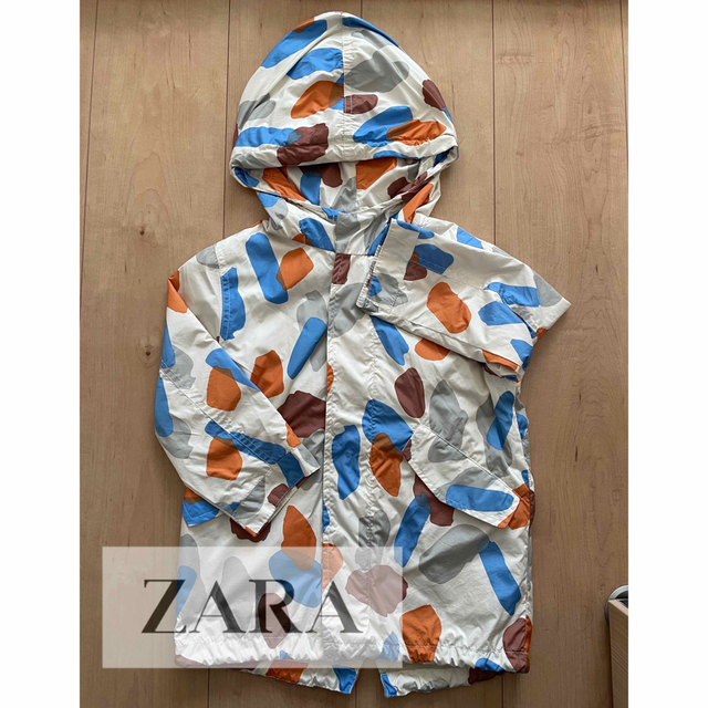 ZARA KIDS(ザラキッズ)のベビー服　レインコート　ZARA キッズ/ベビー/マタニティのこども用ファッション小物(レインコート)の商品写真