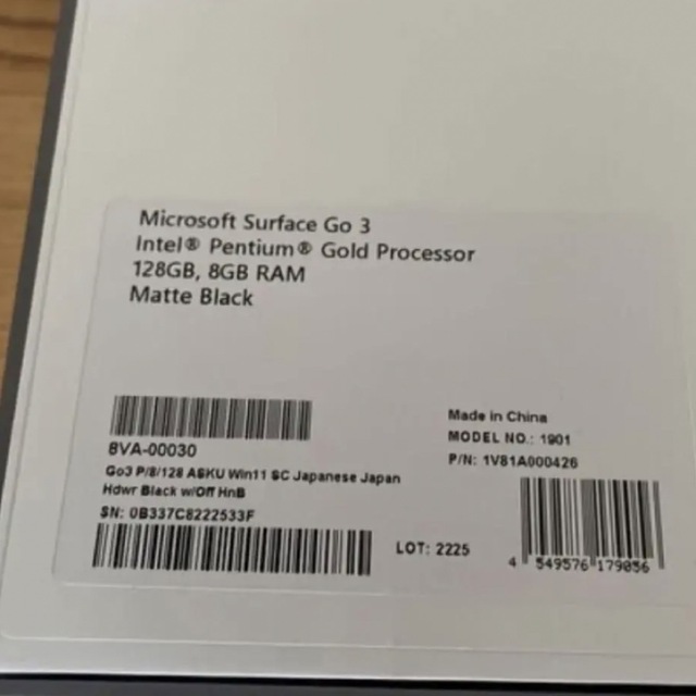 Microsoft(マイクロソフト)の【新品　保証あり】surface go3 8VA00030 officeなし スマホ/家電/カメラのPC/タブレット(タブレット)の商品写真