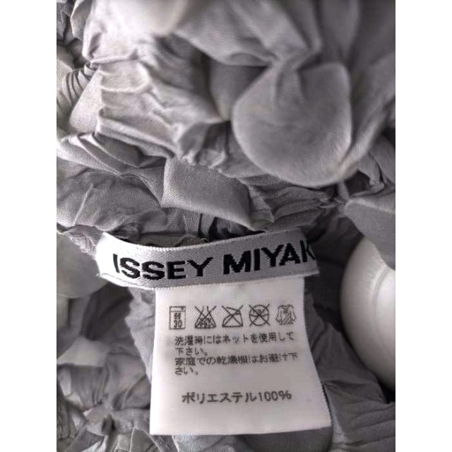 ISSEY MIYAKE(イッセイミヤケ)のISSEY MIYAKE(イッセイミヤケ) ポップコーンプリーツ半袖カットソー レディースのトップス(シャツ/ブラウス(半袖/袖なし))の商品写真