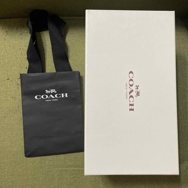 COACH(コーチ)のcoach コーチ　空き箱　ショップバッグ　セット レディースのバッグ(ショップ袋)の商品写真