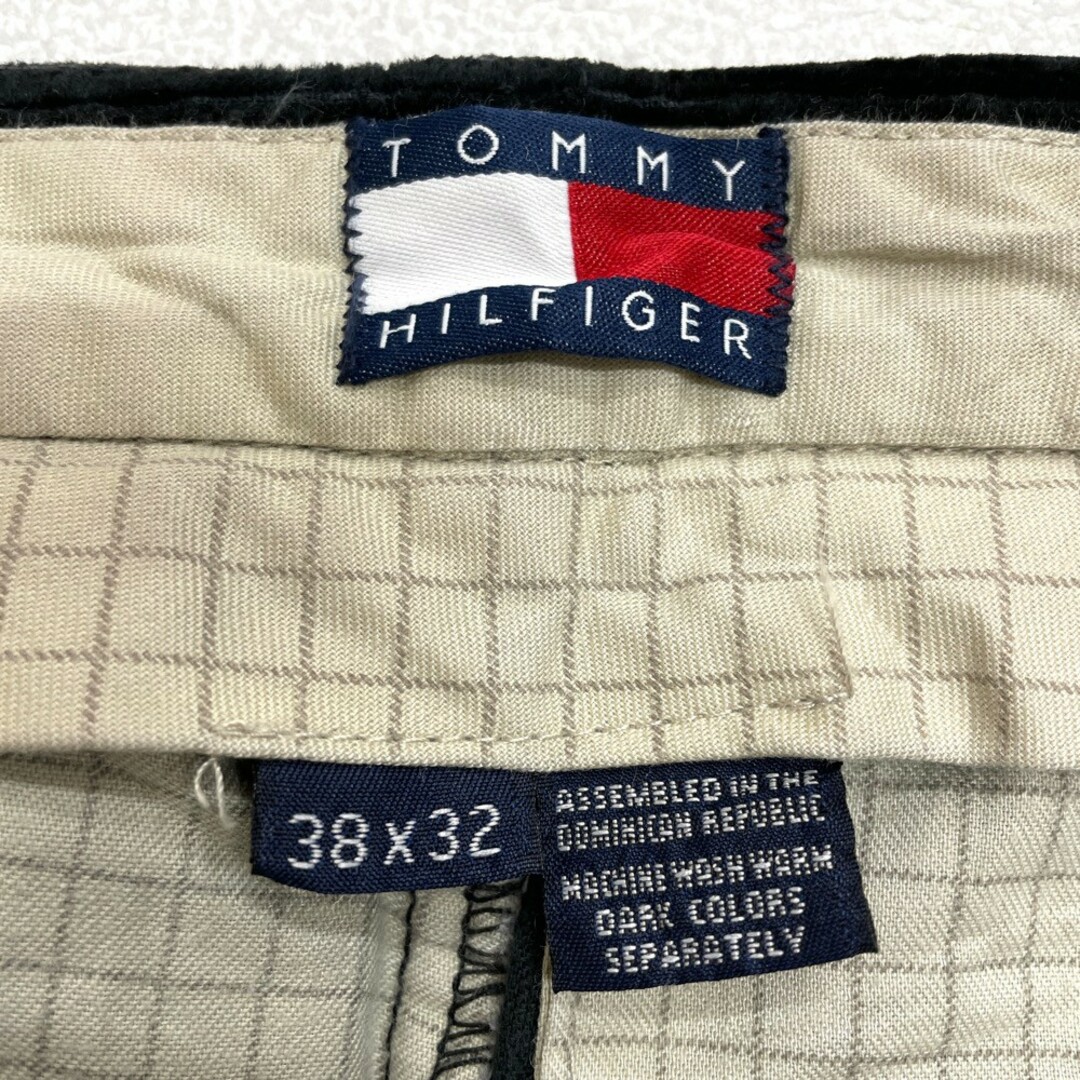 トミー ヒルフィガー TOMMY HILFIGER 太畝 コーデュロイパンツ ツータック サイズ:W37 L31 ブラック 【中古】