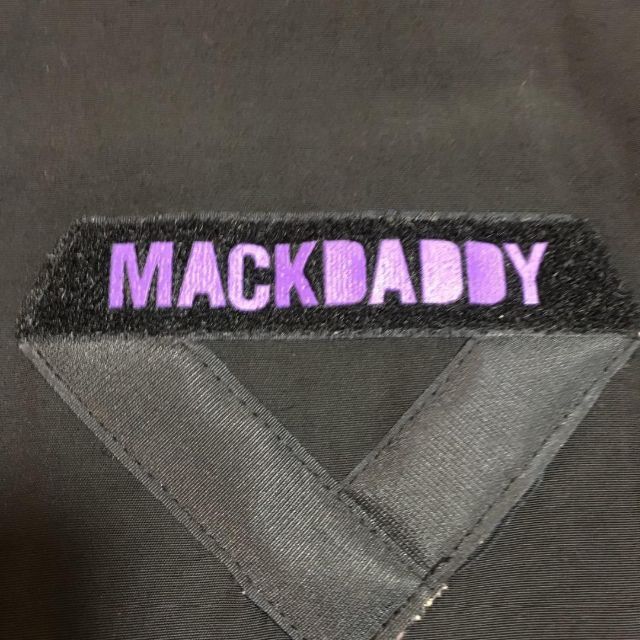 MACKDADDY(マックダディー)のMACKDADDY ナイロンジャケット 黒 黄色 キルティング M メンズのジャケット/アウター(ブルゾン)の商品写真